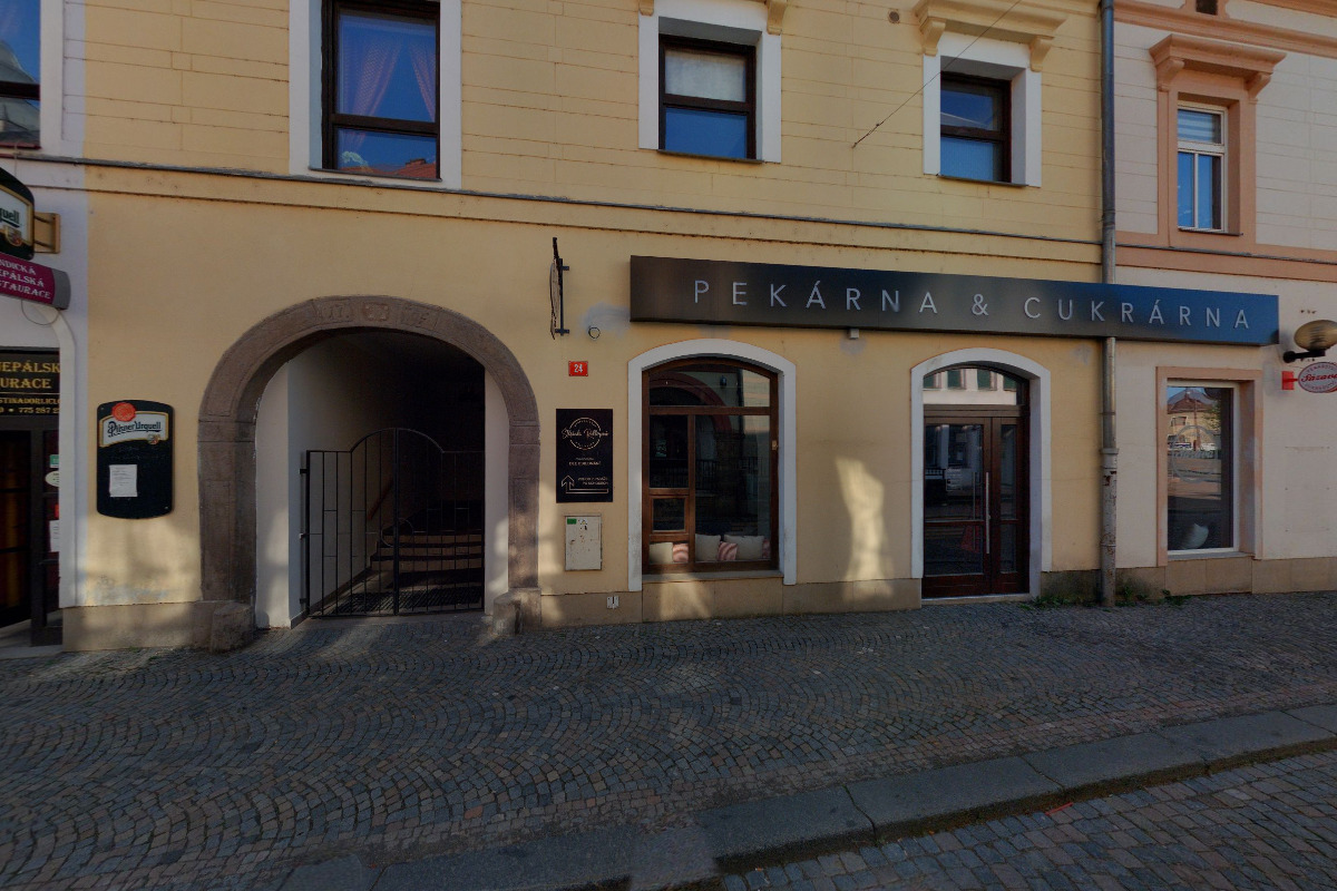 INDICKÁ A NEPÁLSKÁ RESTAURACE MAYALU