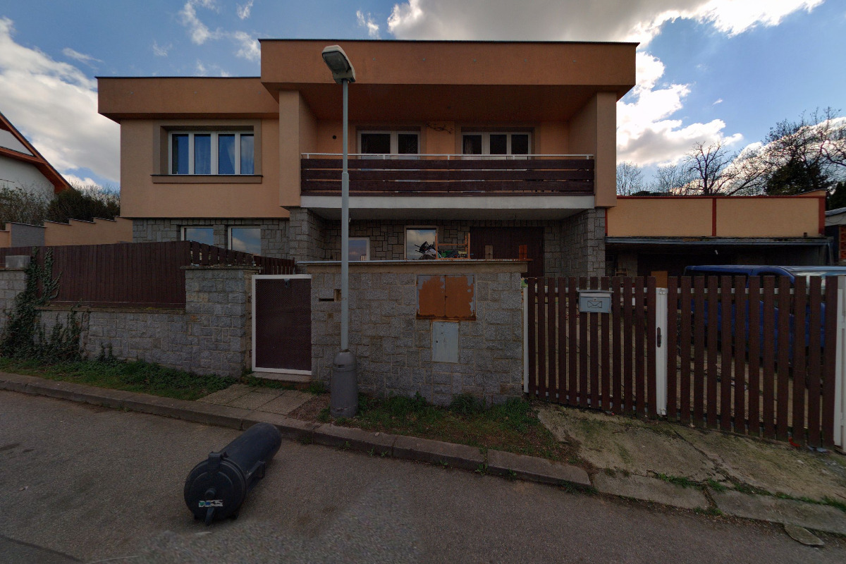 LAKSTAV PRAHA 5 s.r.o.