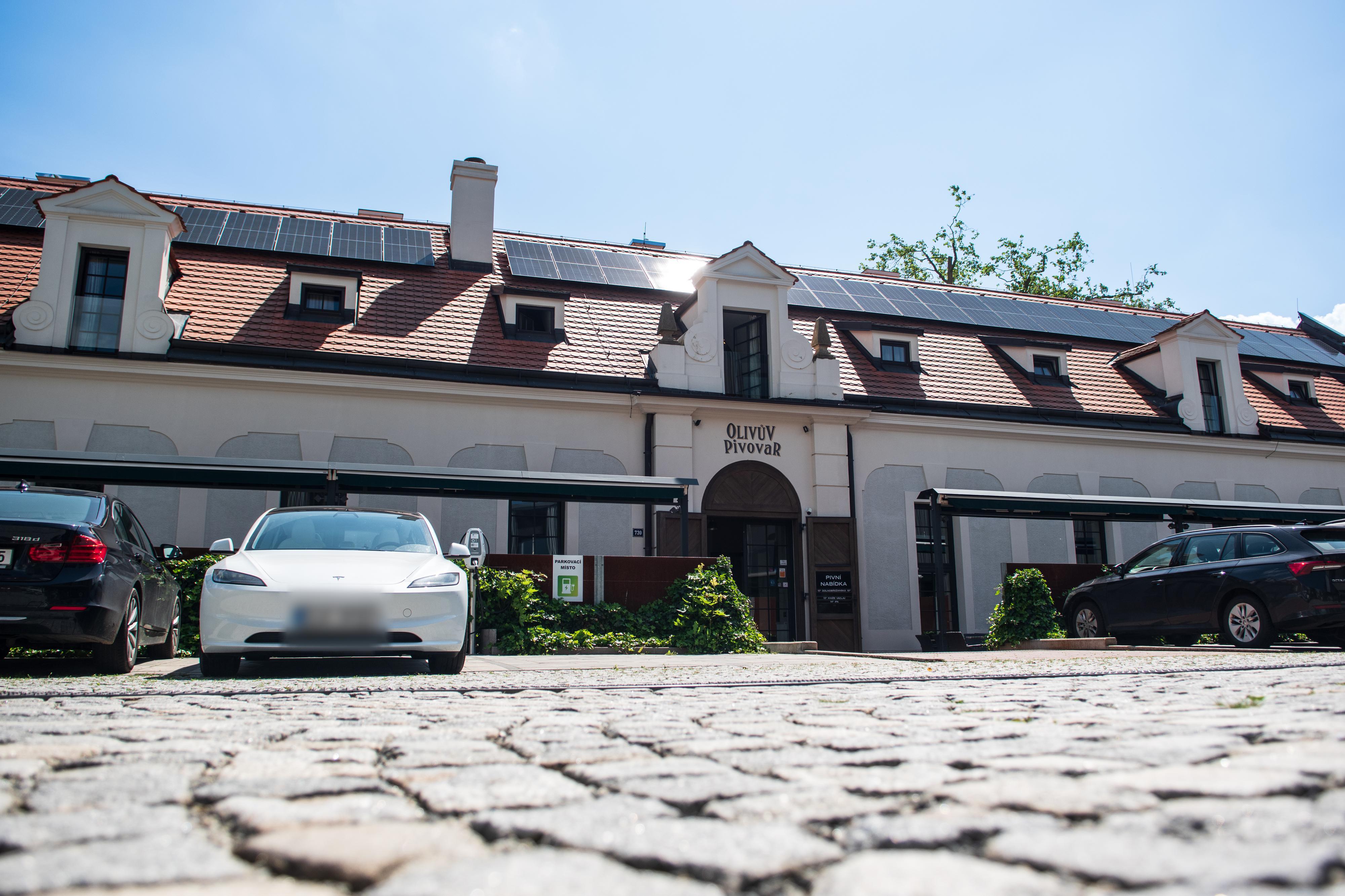 Olivův Pivovar - nabíjecí stanice foto 6