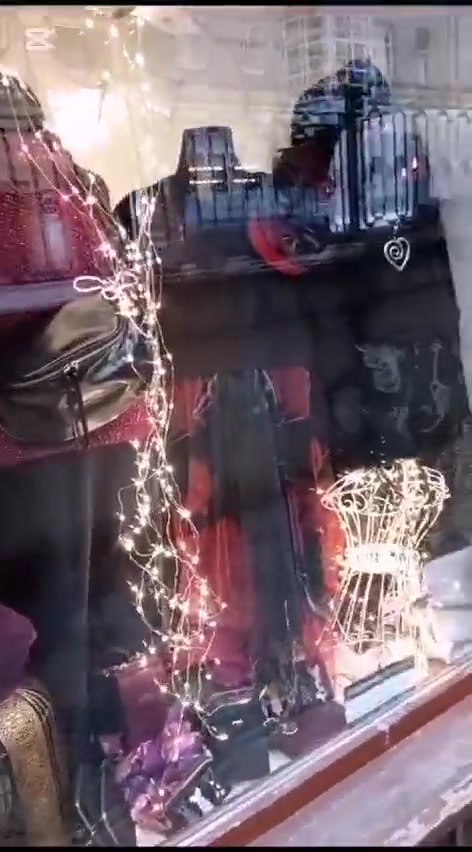 Módní butik foto 2 (náhled videa)