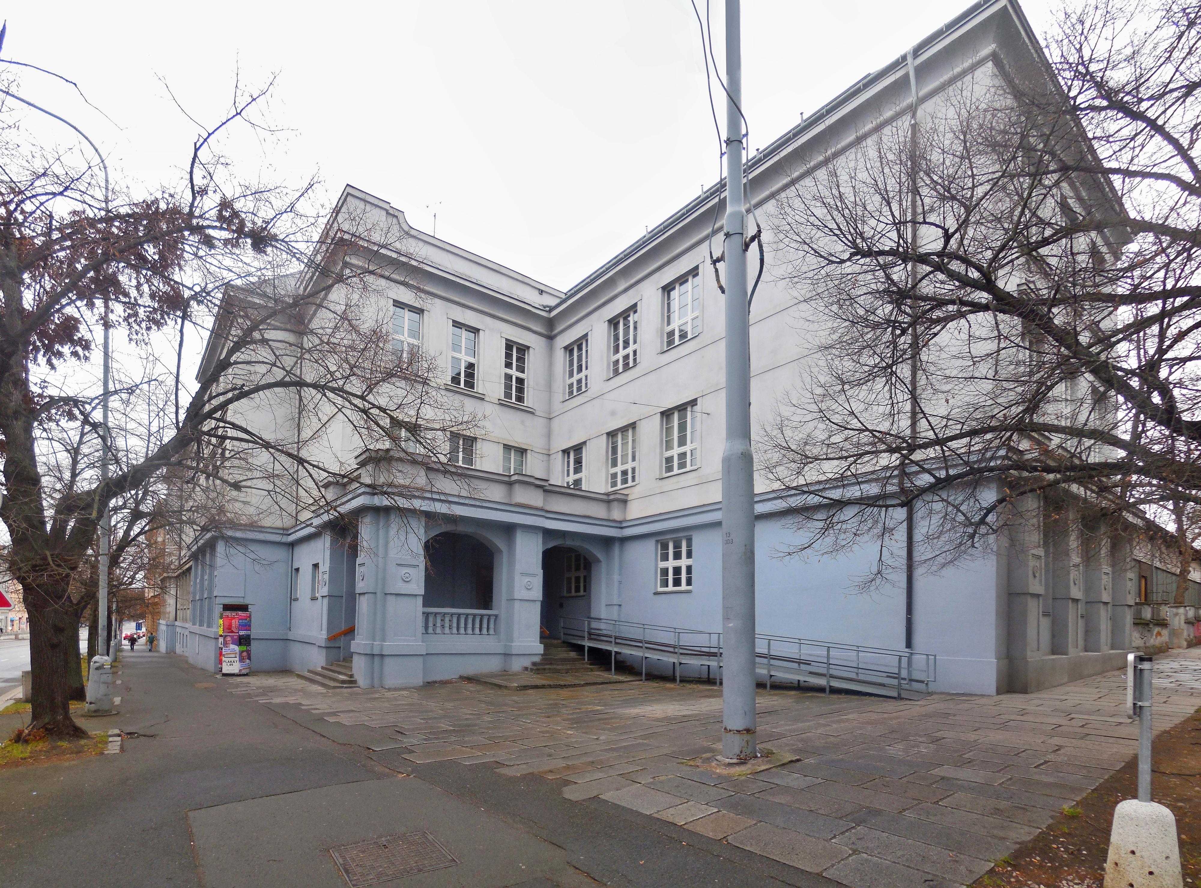 Pedagogická a zdravotnická knihovna, Univerzitní knihovna ZČU v Plzni foto 4