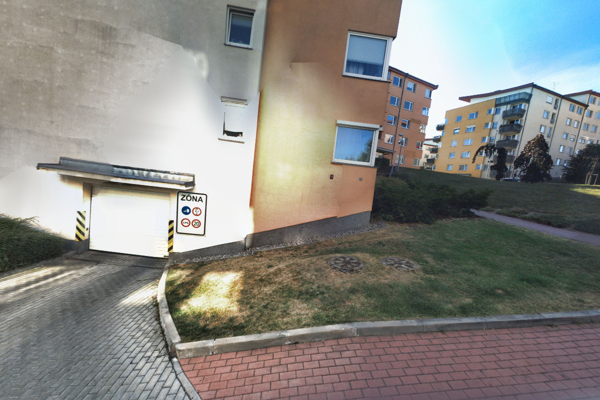 REIM - Tomáš Hampl