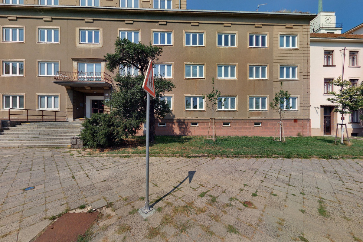 Koleje nám. Míru - Masarykova univerzita foto 1