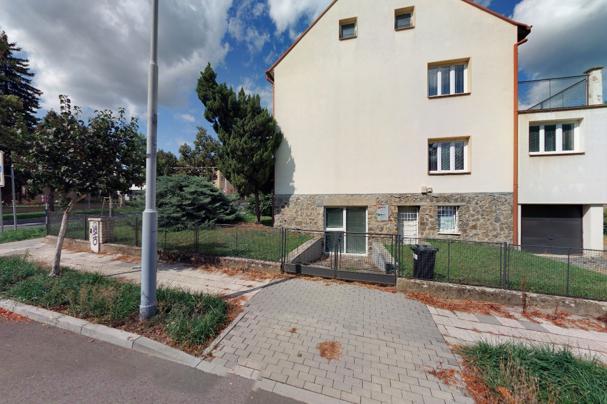 Mgr. IVETA PETŘEKOVÁ, advokát