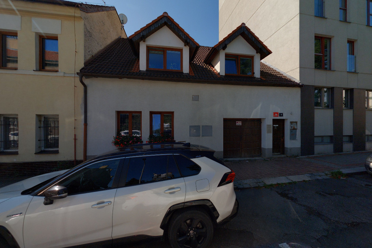 TRUHLÁŘSTVÍ A ZEDNICKÉ PRÁCE HRUŠKA foto 2