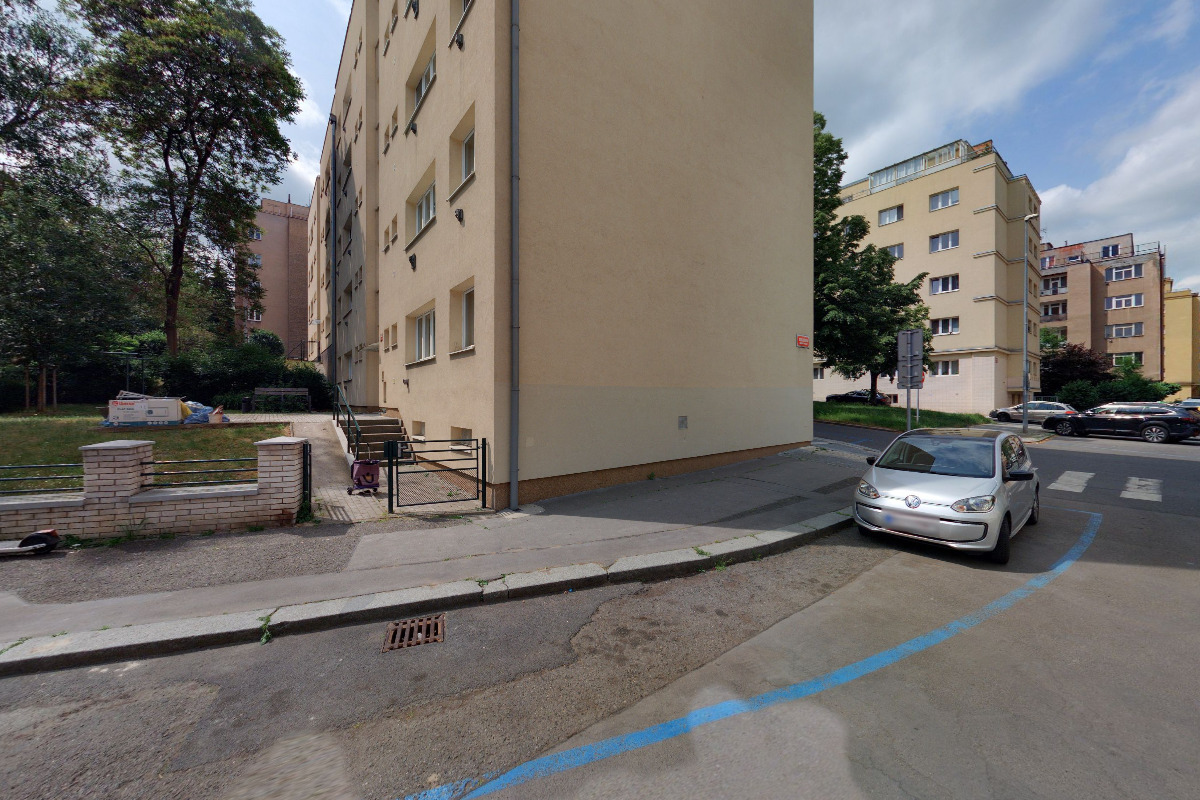 Umenistolovat.cz foto 2