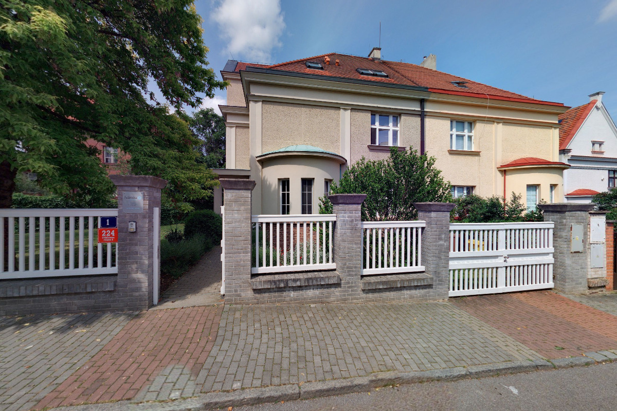 Fidentia dental clinic