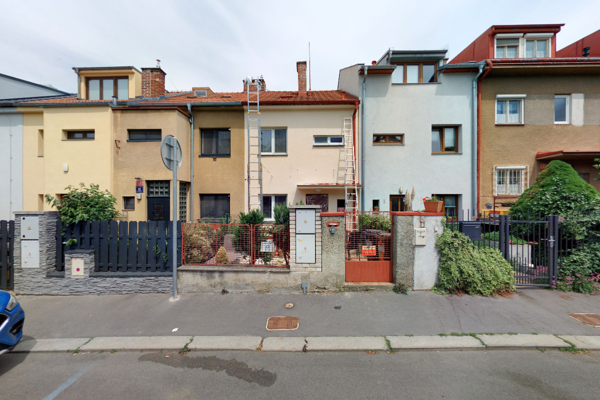 JUDr. Ilona Černochová, LL.M., realitní advokátka foto 2