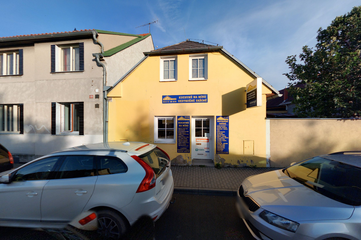 Kuchyňské skříně - Roman Sršeň