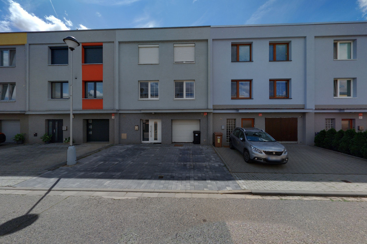 SD Install - Gustav Schuh