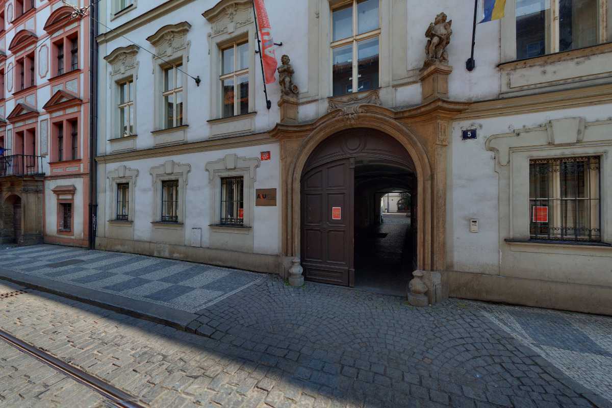 Cafe des Taxis foto 1