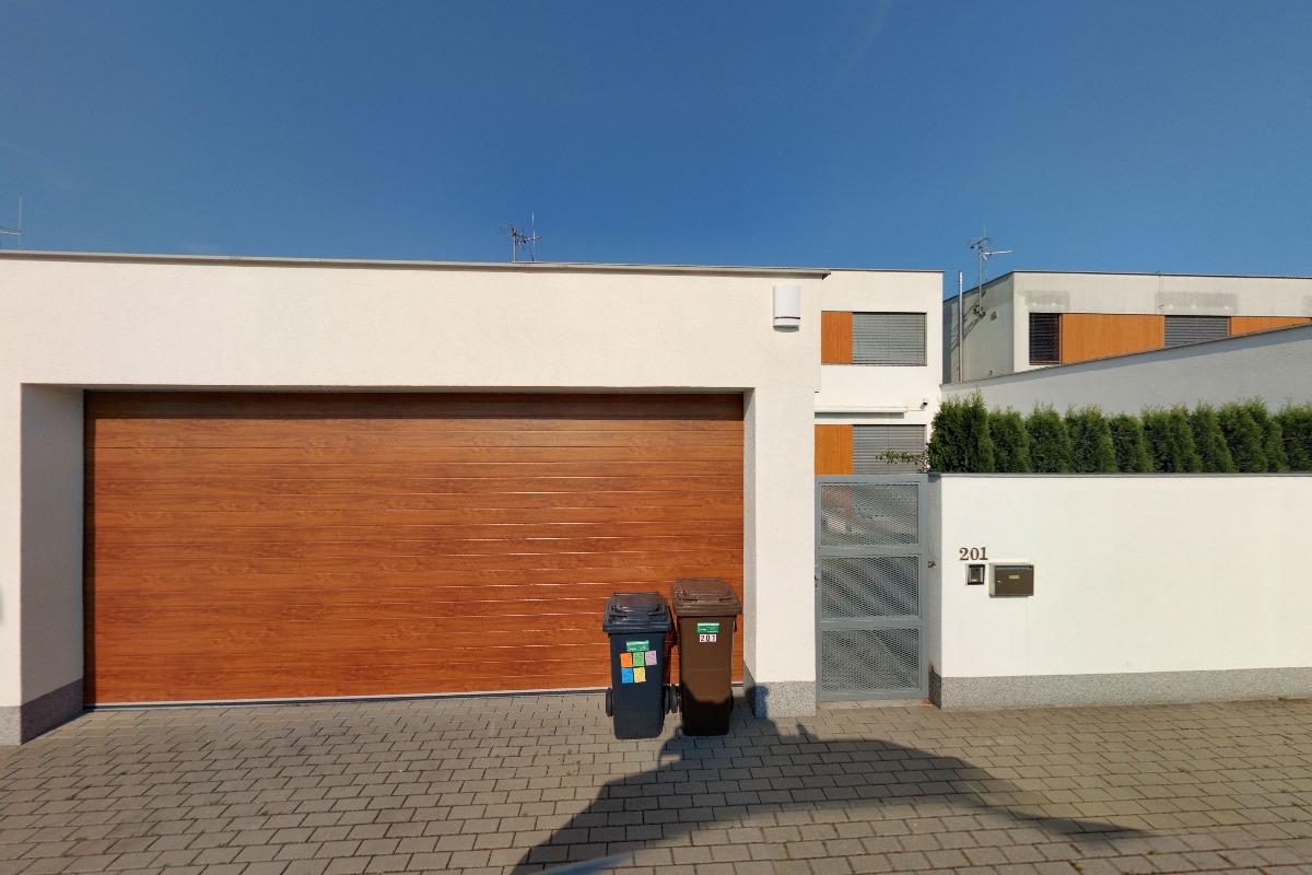 Mgr. Petr Pelikán - soudní exekutor