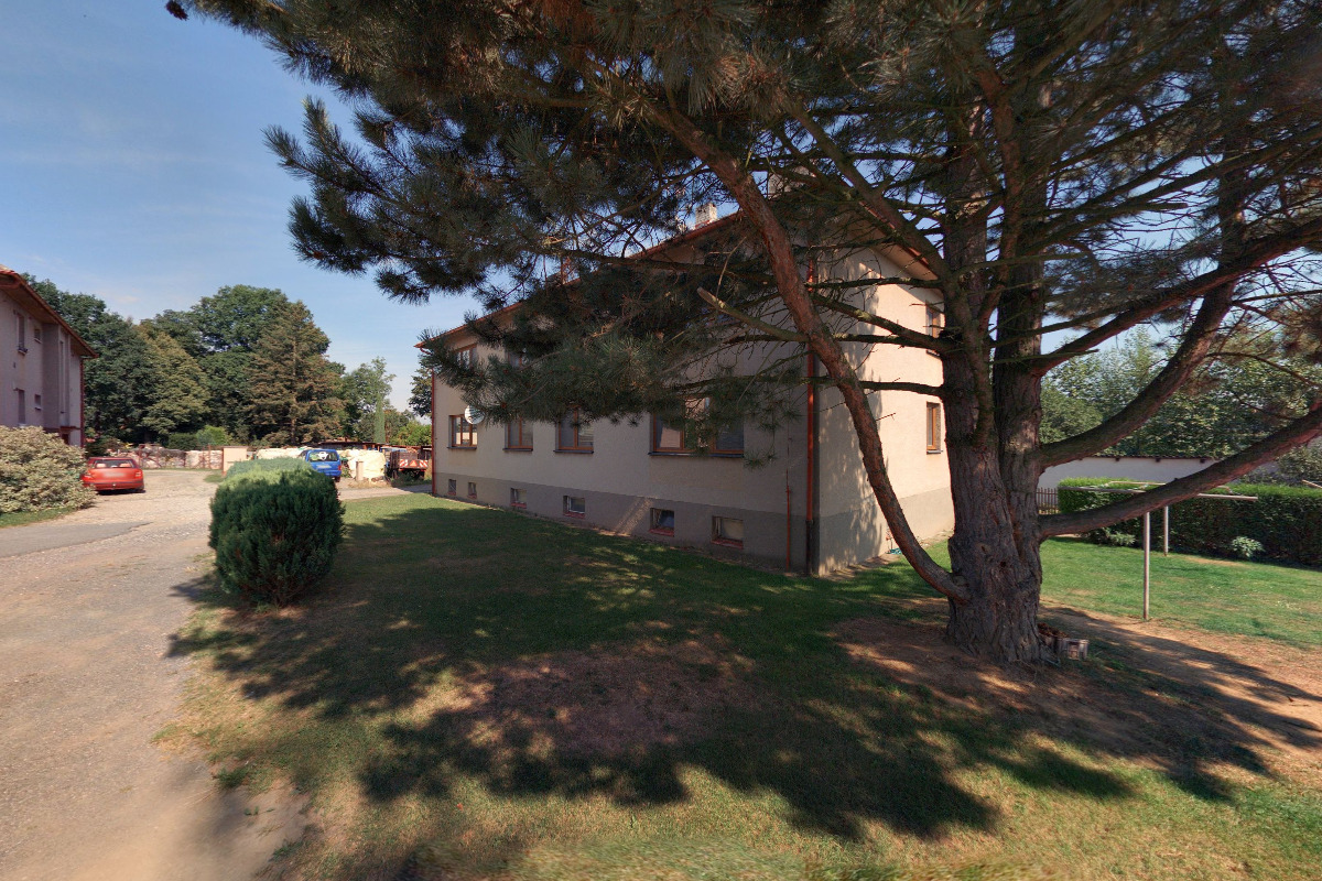 Zámková dlažba Tomáš Benda foto 2