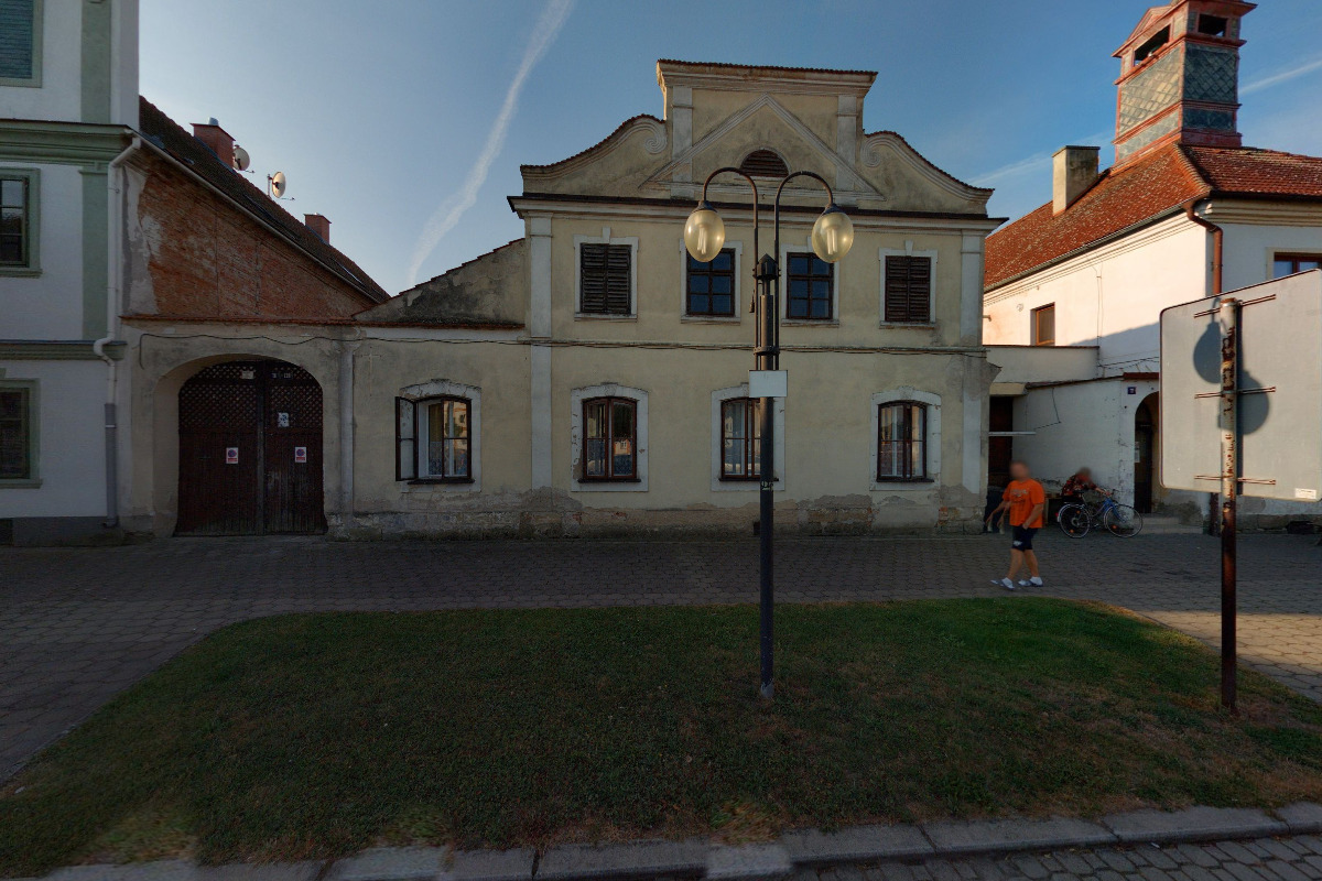 PM-CZ BUILDINGS, s.r.o.