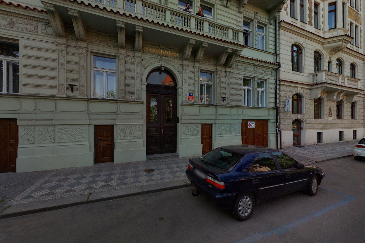 Riverside Apartments