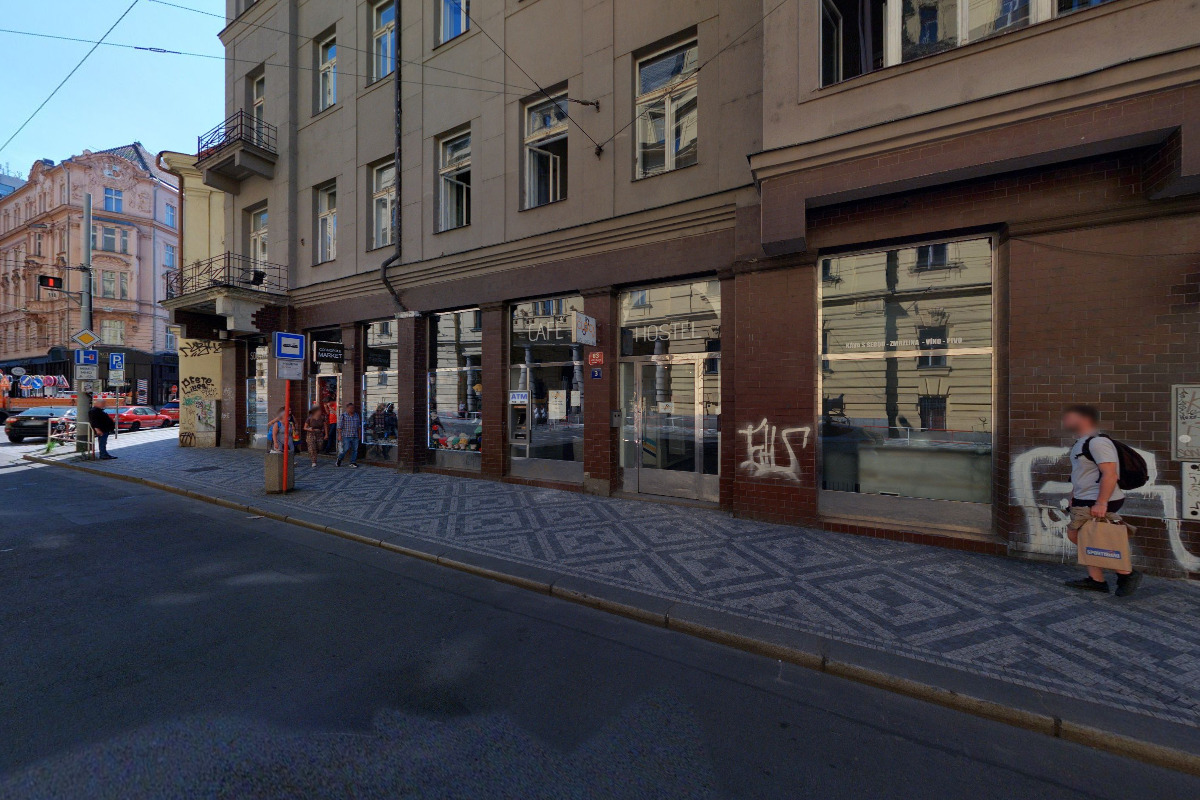 Hostel The Clock Inn