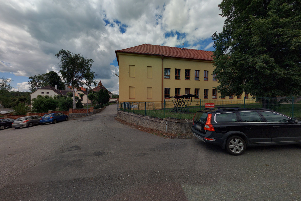 ZUŠ Otakara Ševčíka, Mirovice foto 2