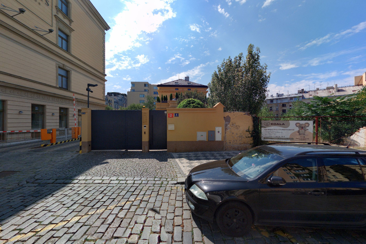 2P Commercial Agency, s.r.o.