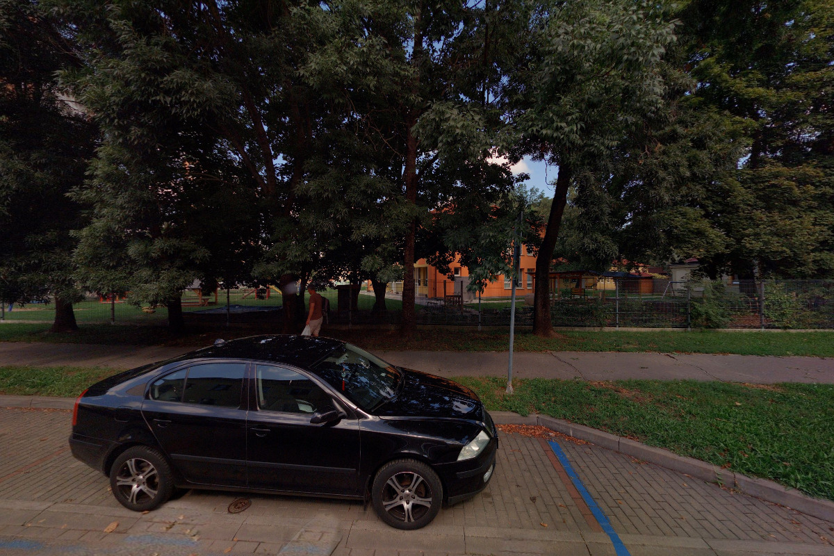 ZŠ a MŠ Břeclav, Dukelských hrdinů foto 2