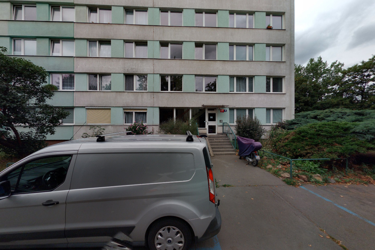 KMK úklid s.r.o. foto 1