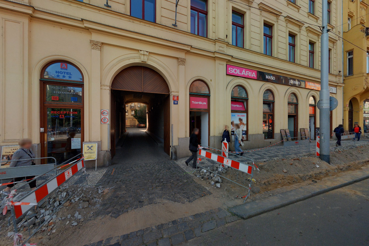 MR.PARKIT - Parking Štefánikova 18/25 foto 5