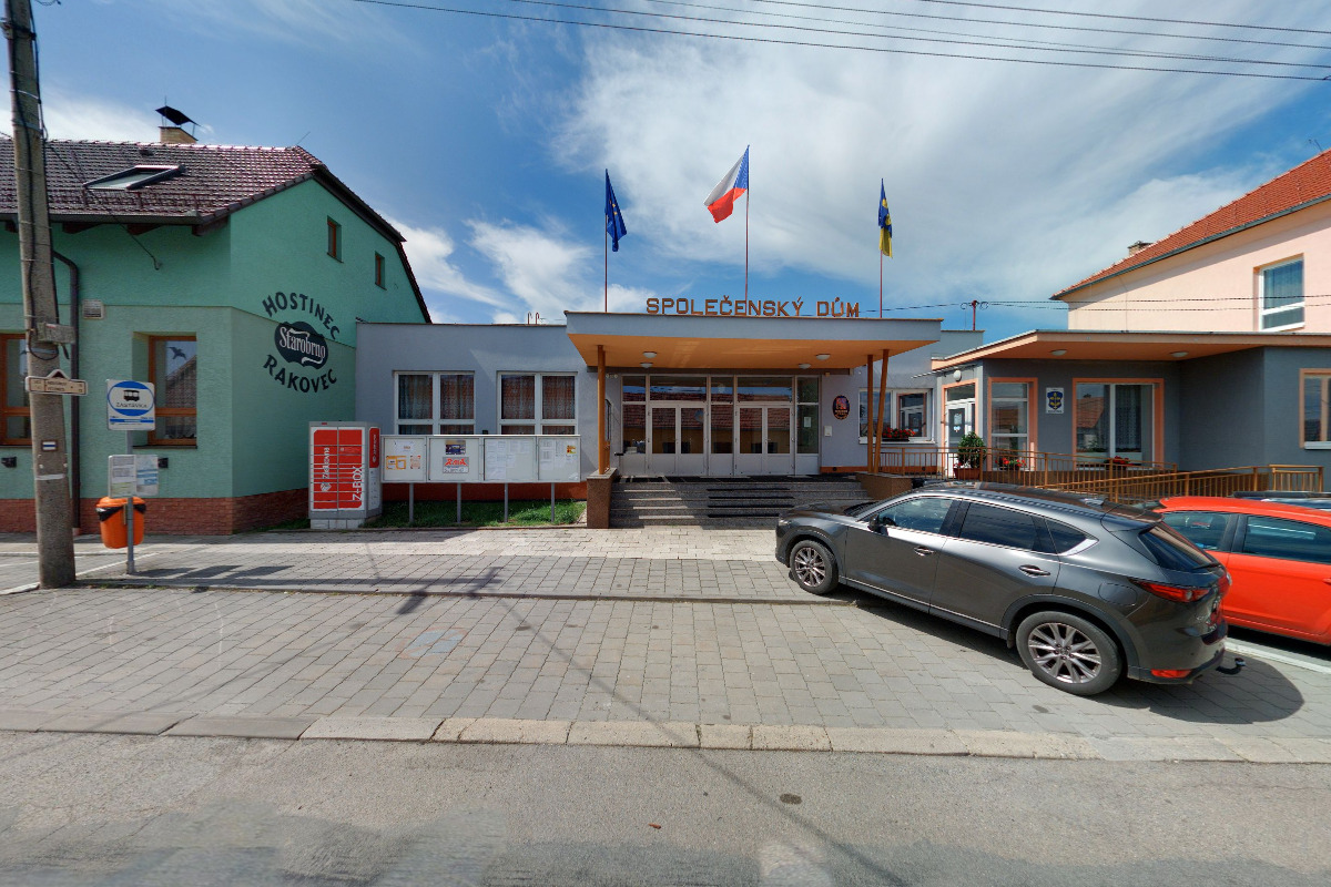 Bukovinka - obecní úřad foto 2