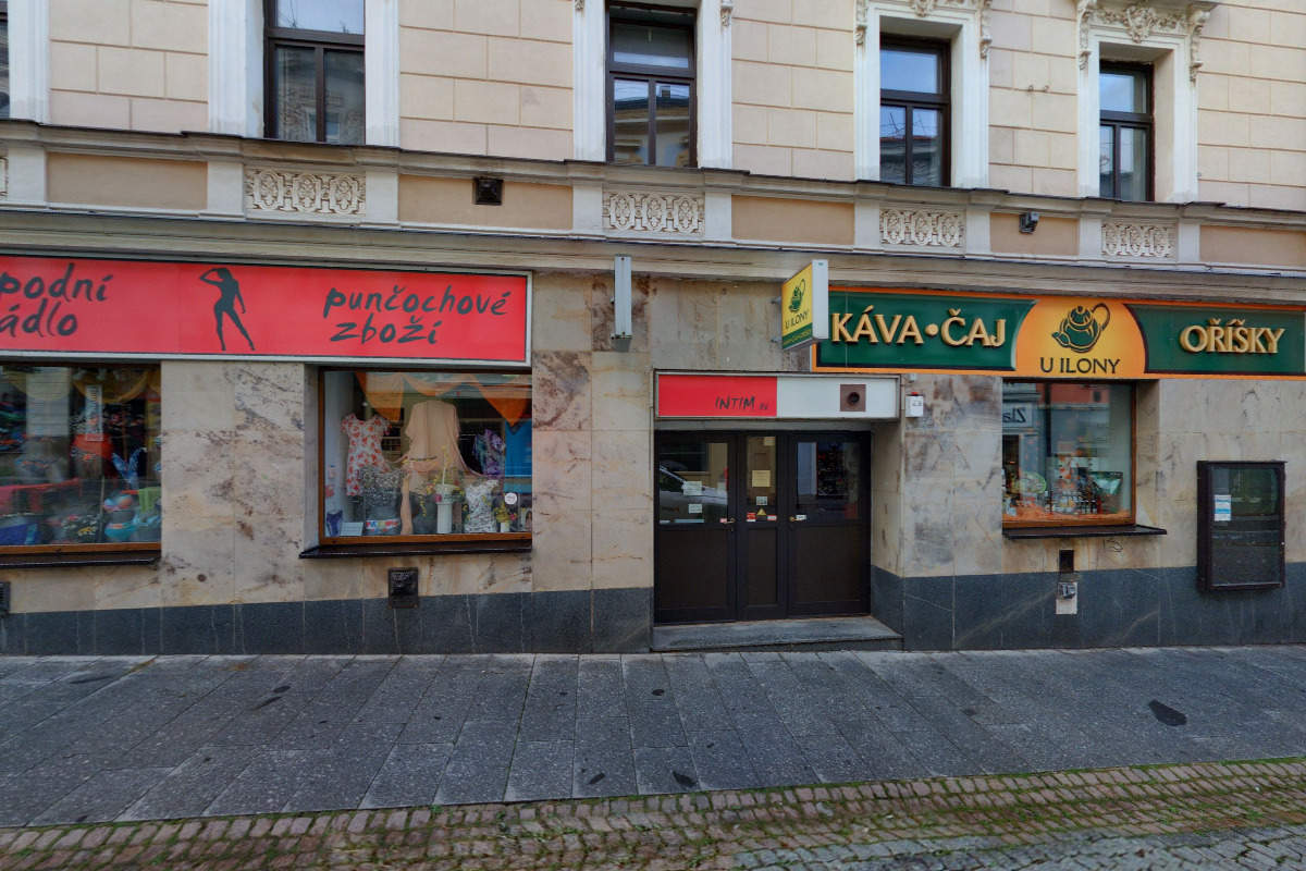 U Ilony káva - čaj - oříšky