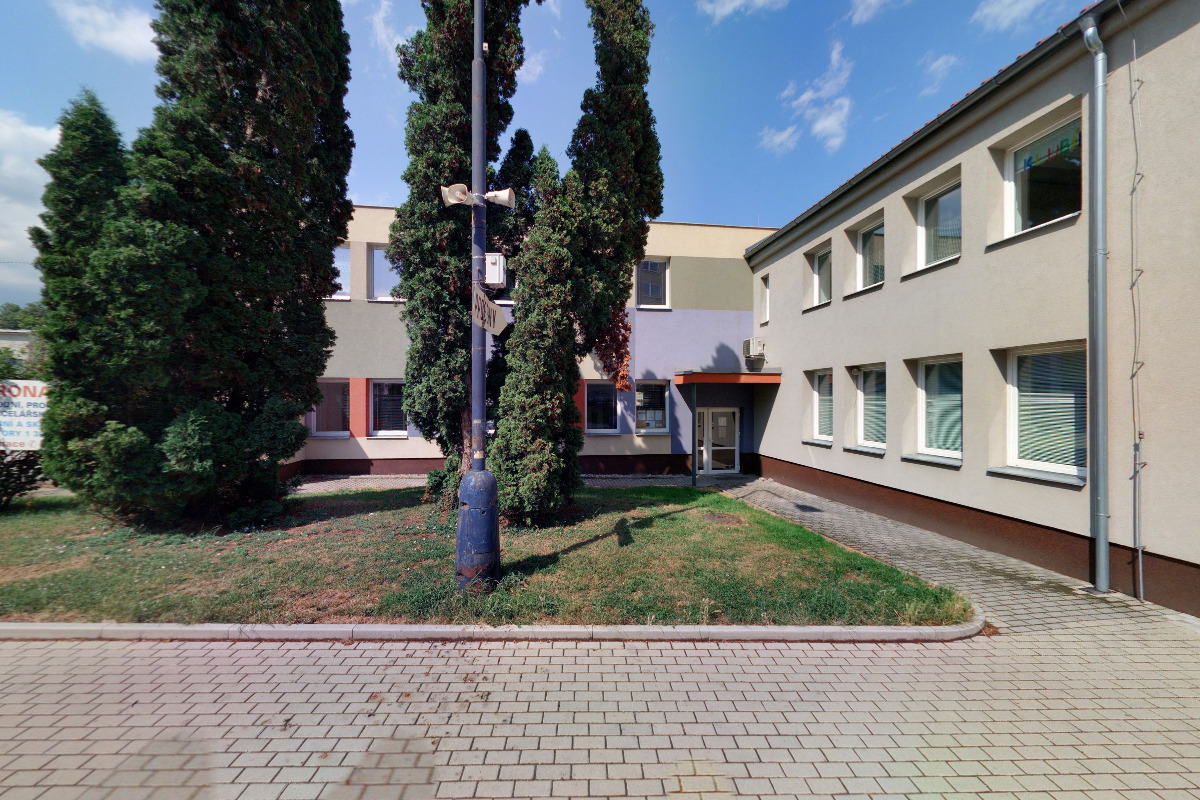 Nábytková banka Středočeského kraje foto 1