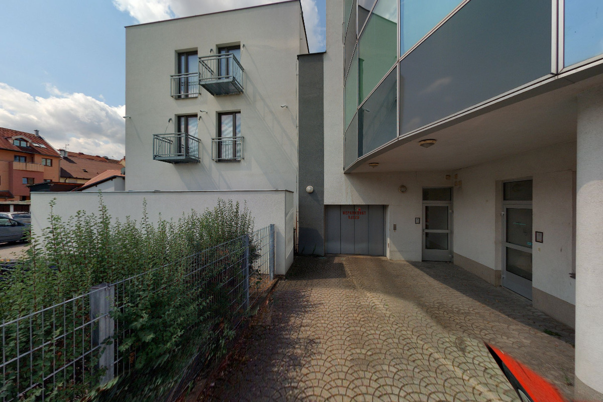 Kristýna Sobotková - Swiss Life Select