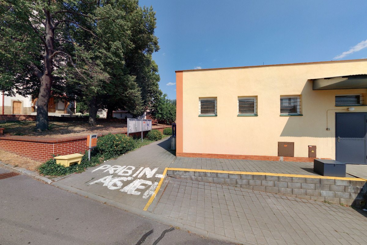 JEDNOTA, spotřební družstvo, Moravský Krumlov – COOP