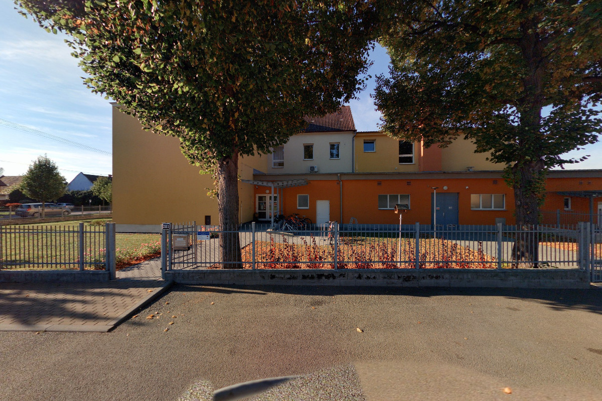 Obecní knihovna Petrov