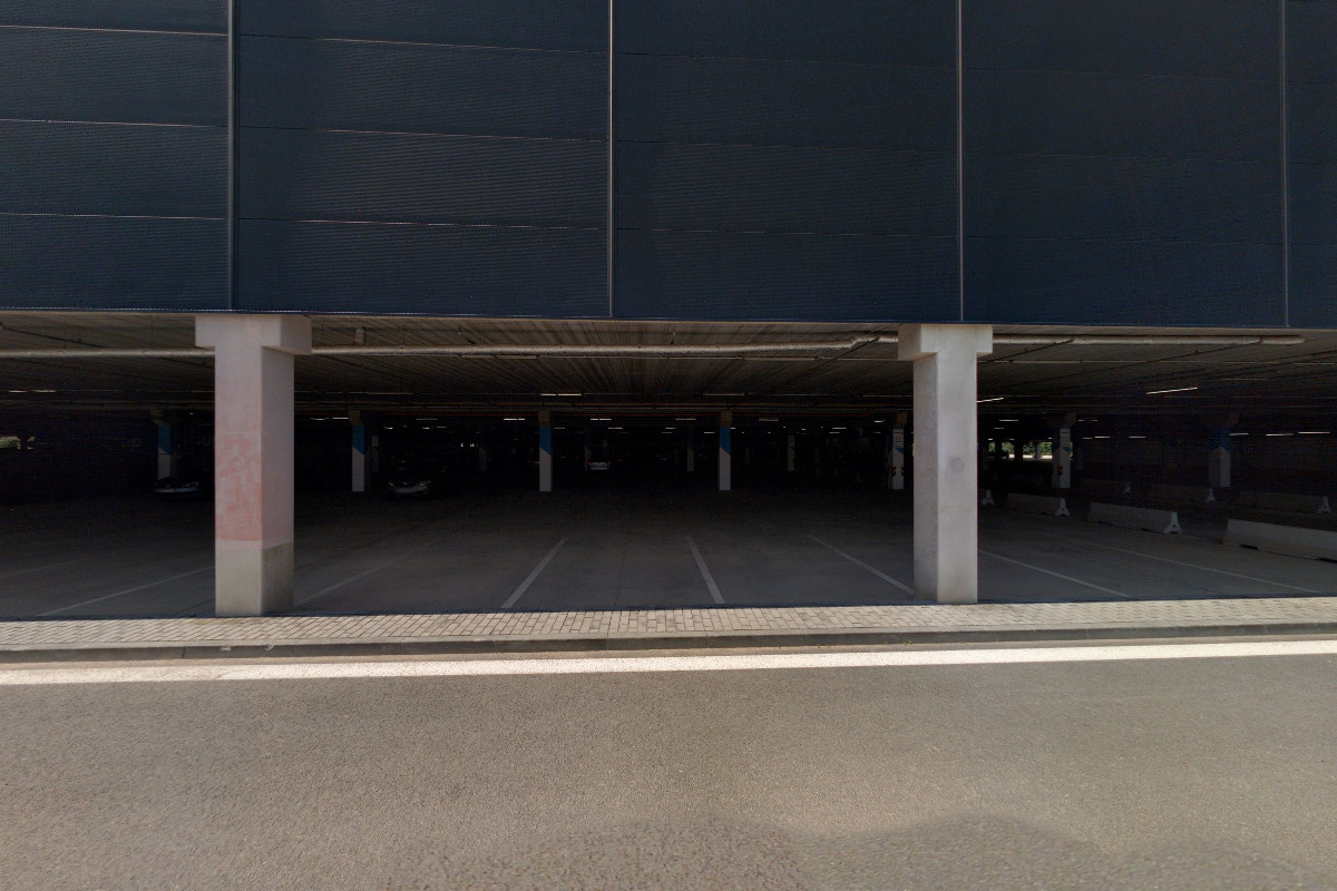 STŘÍDA SPORT s. r. o. - CCM Shop POP Outlet & Entertainment foto 2