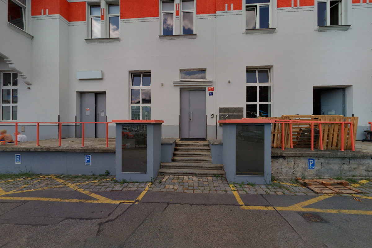 Opravy nábytku - Josef Houdek foto 1