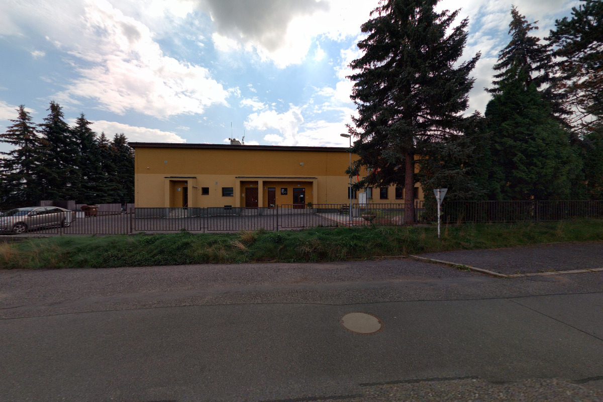 Lhota u Příbramě - obecní úřad foto 3