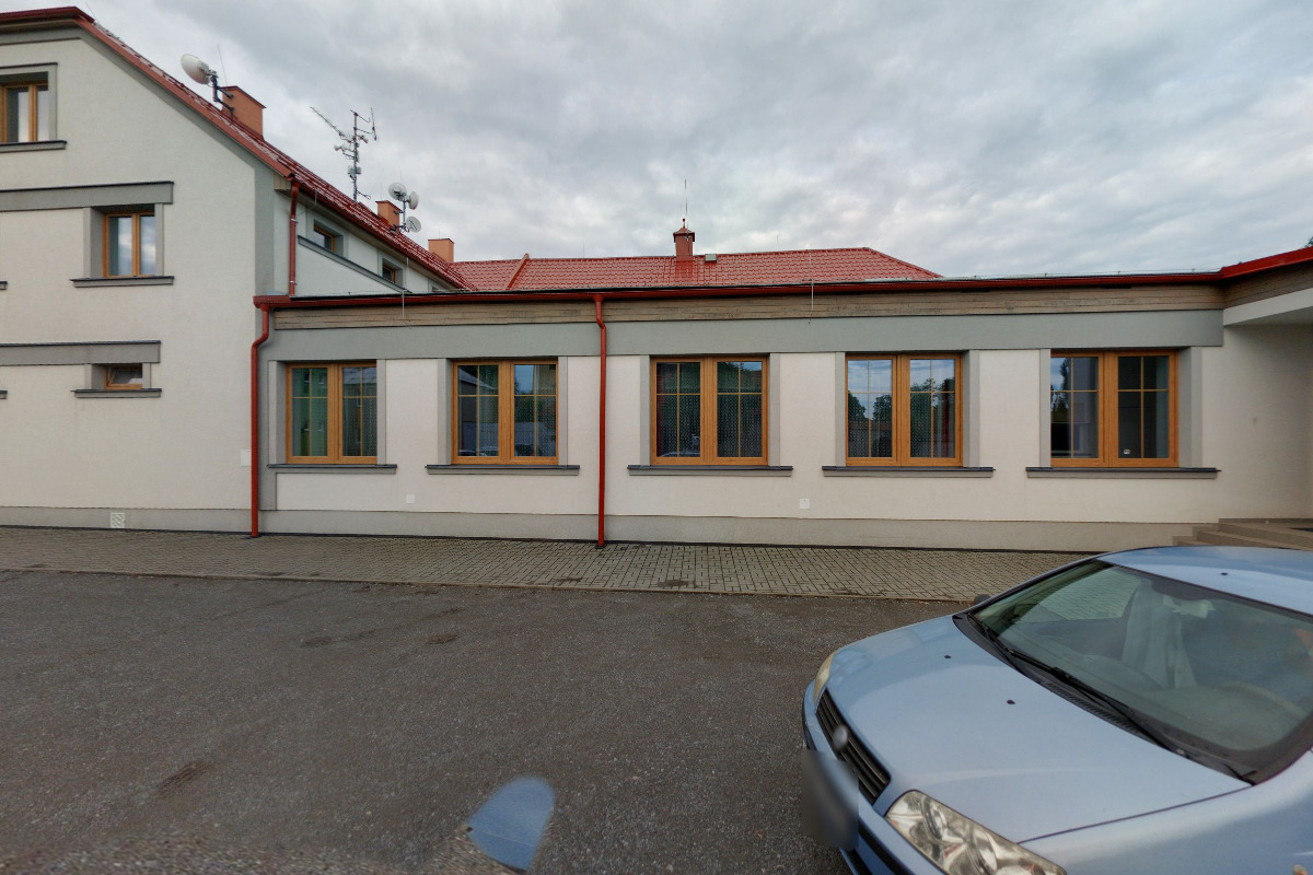 Sebranice - obecní úřad foto 3