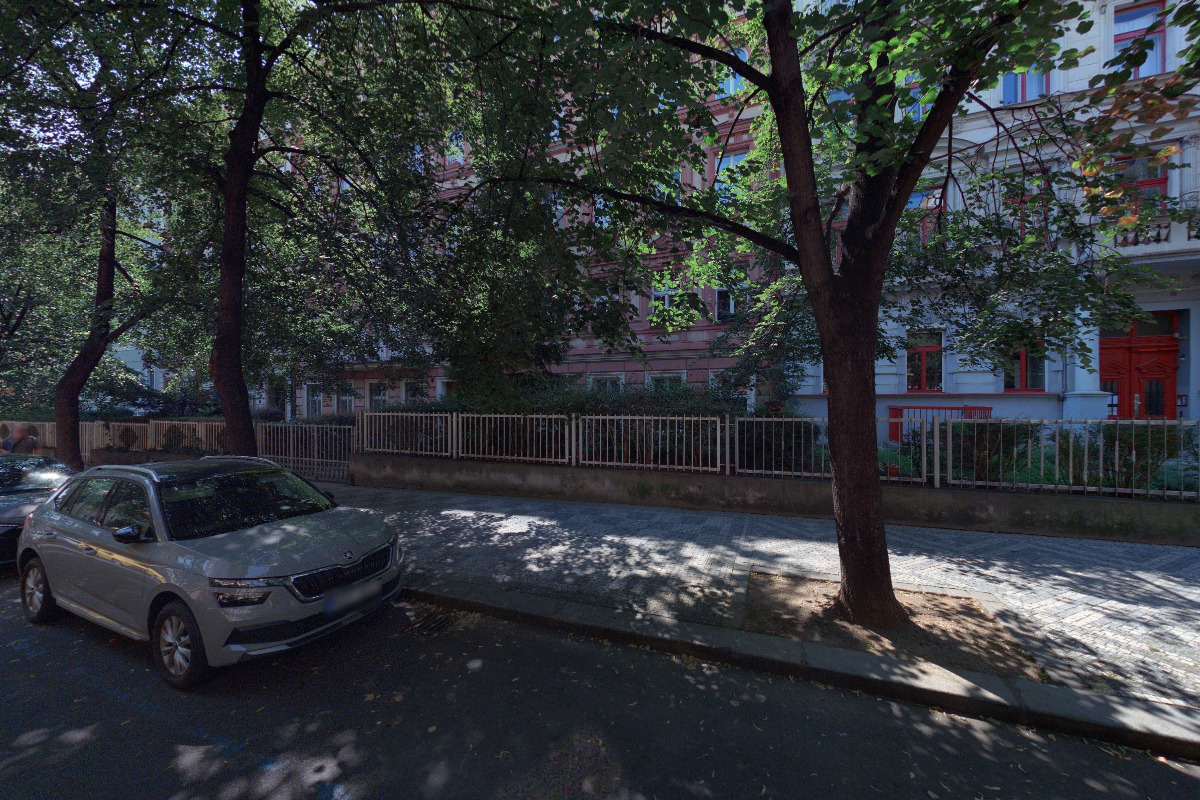 Jazyková škola Praha - Centrum s. r. o