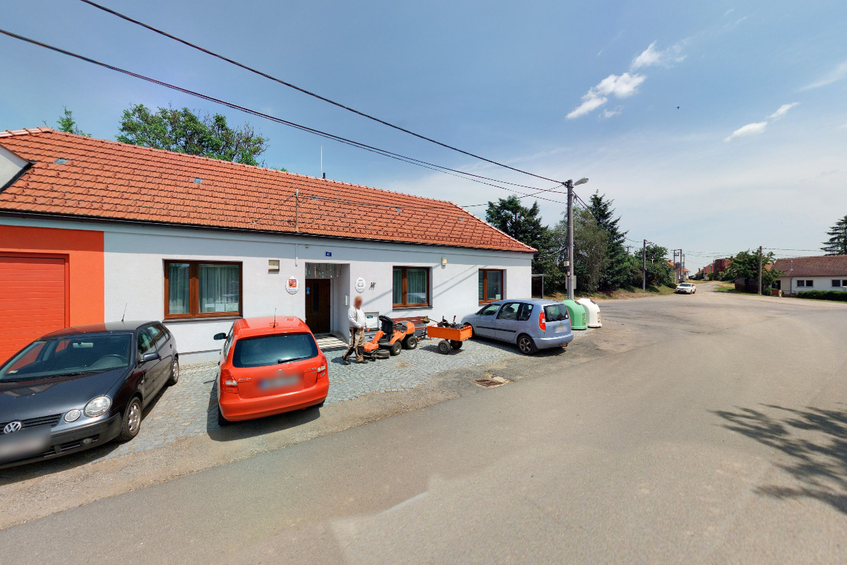 Obecní knihovna Lesní Hluboké