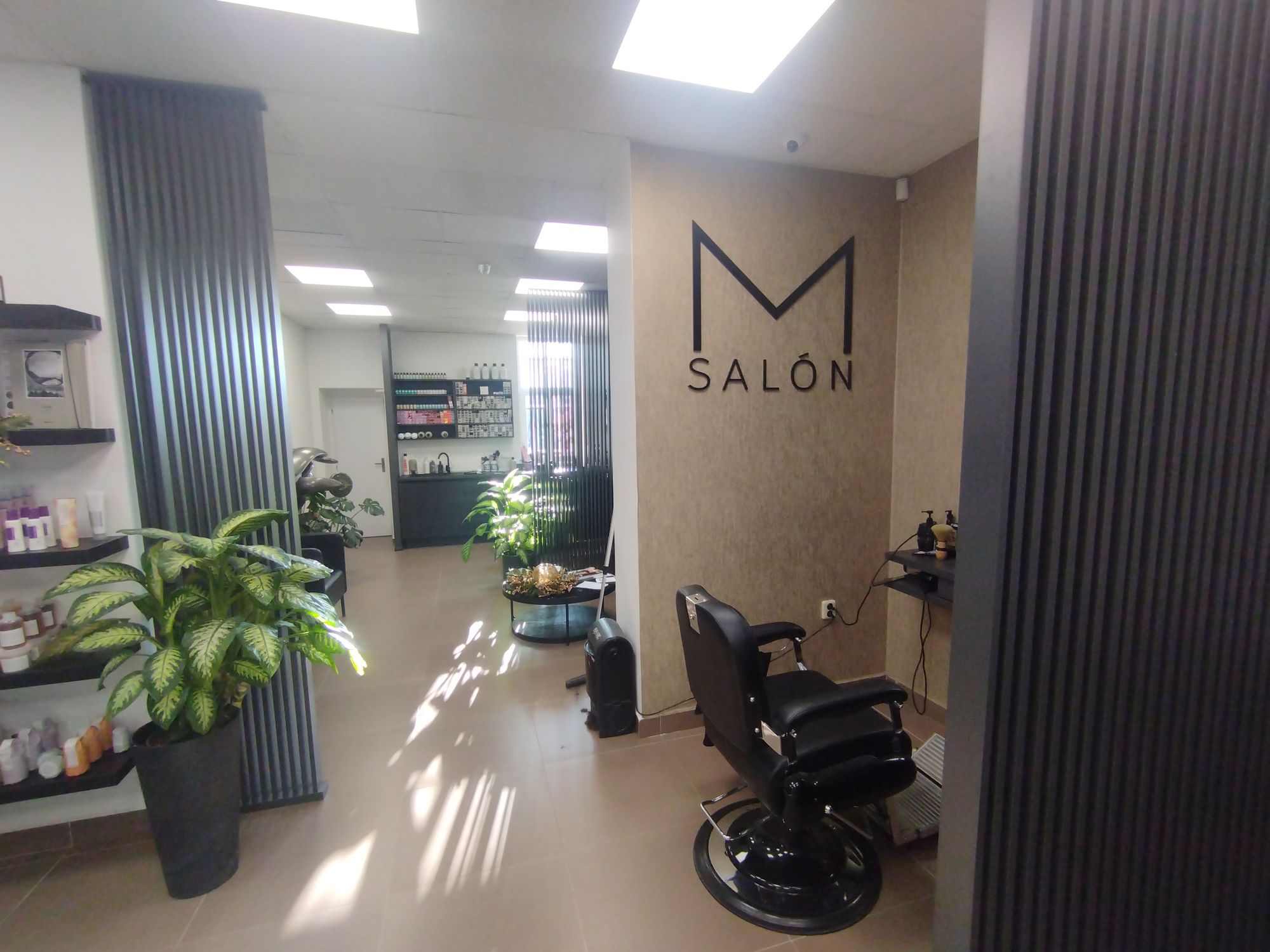 M salon foto 2