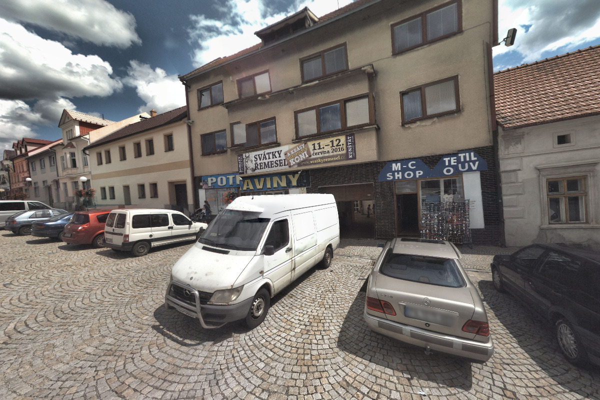 Potraviny nám. Krále Jiřího 25