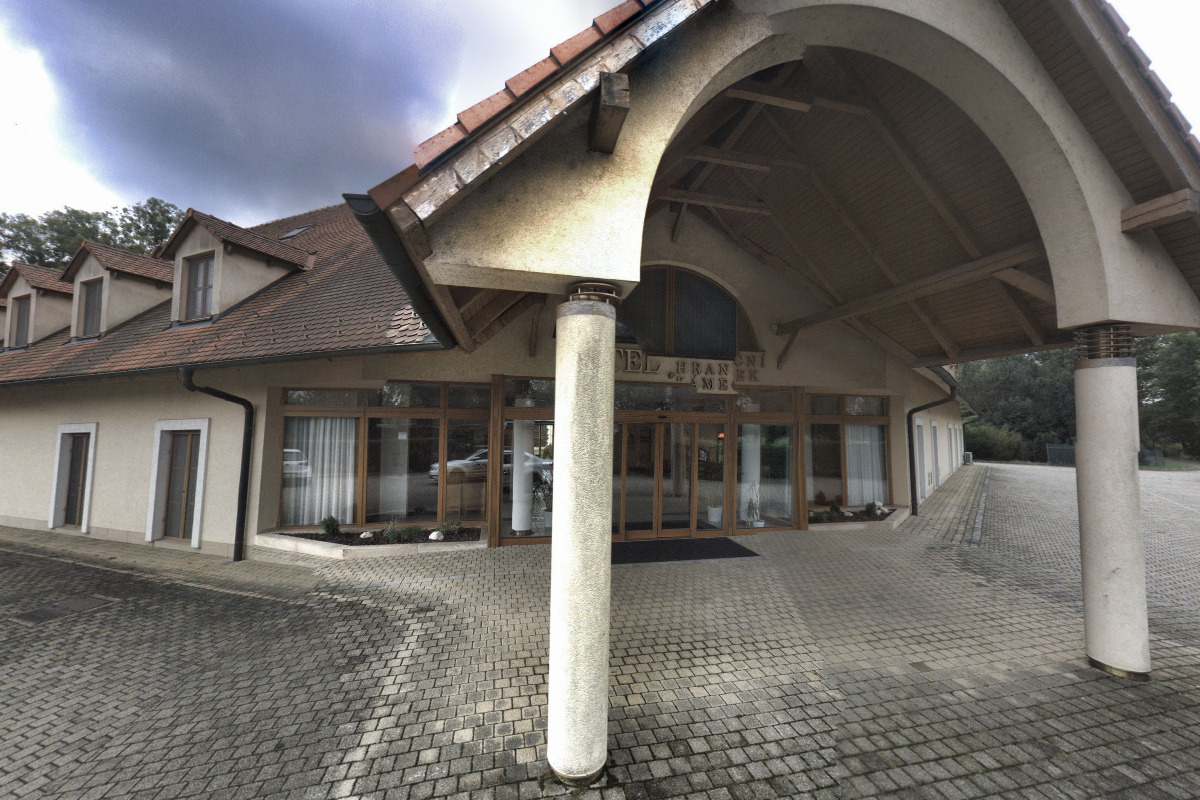 Chateau de Frontiere