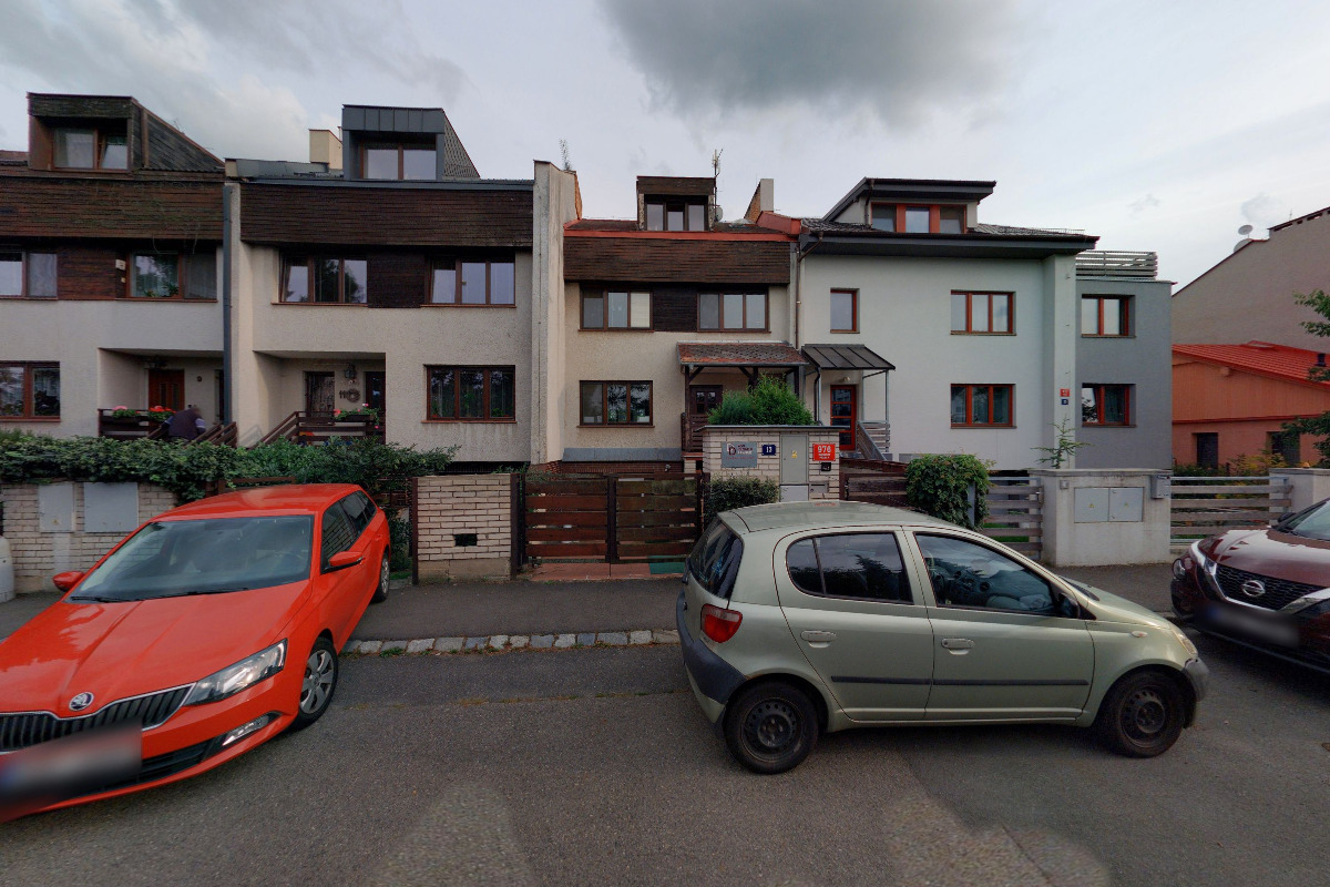 DDCar Prague, s.r.o.