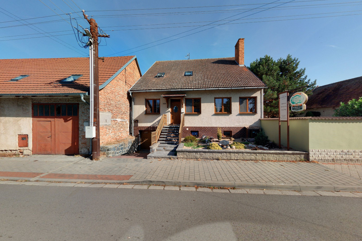 Vinařský dvůr U Mlýnků - restaurace foto 2