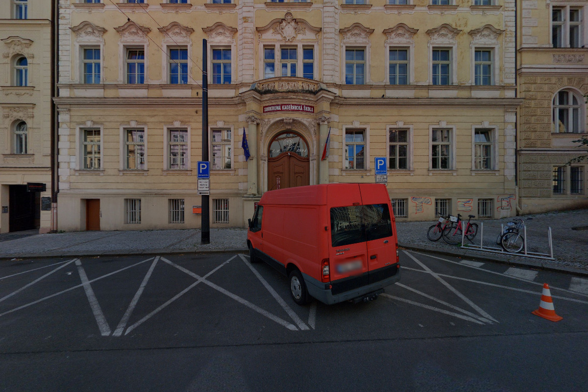 Metropolitní odborná umělecká střední škola foto 4