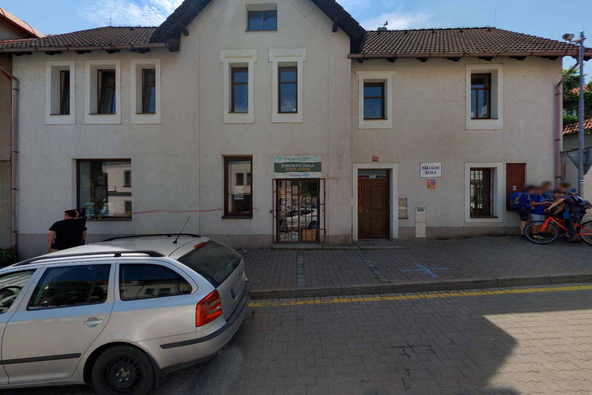 Komunitní škola Jeden strom