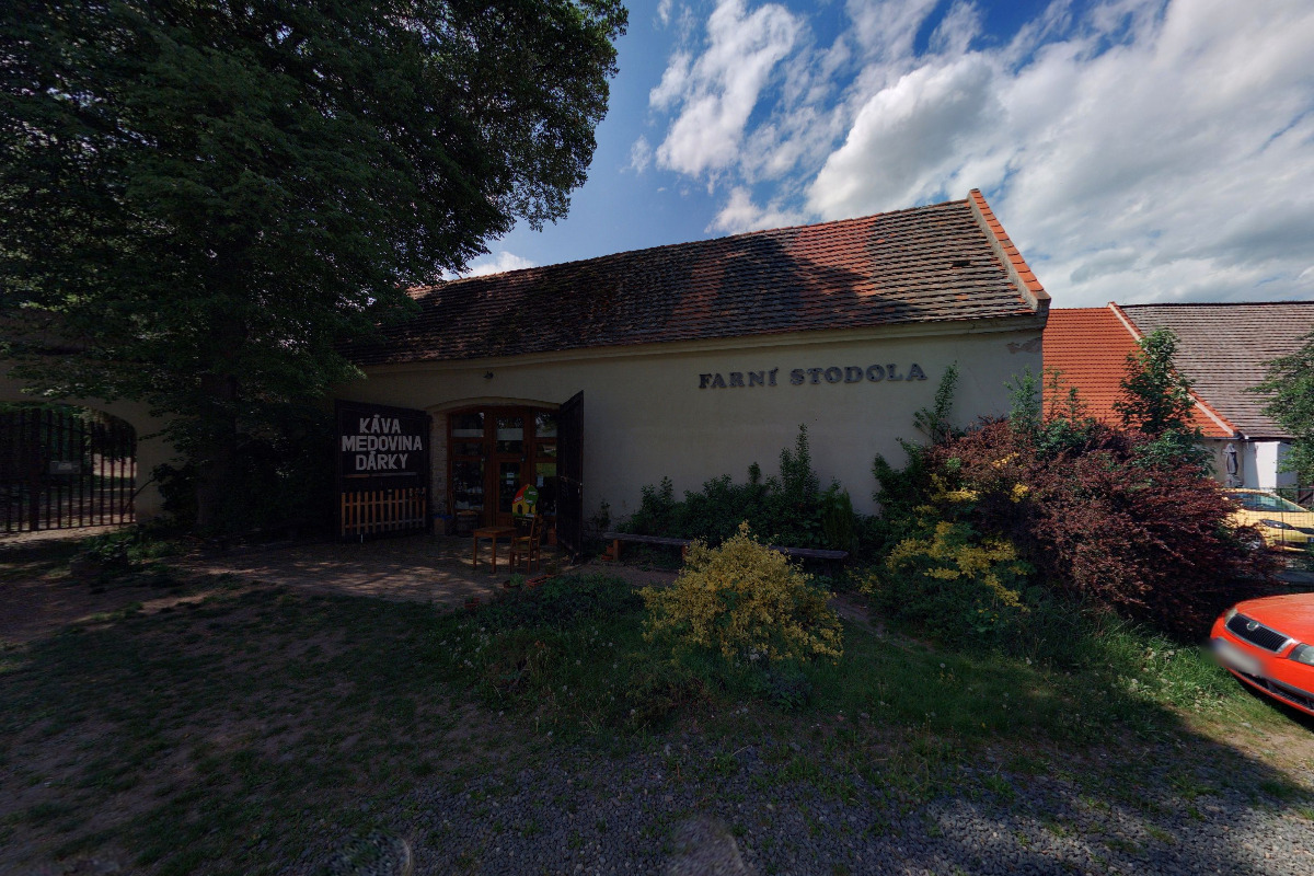 Farní Stodola foto 5
