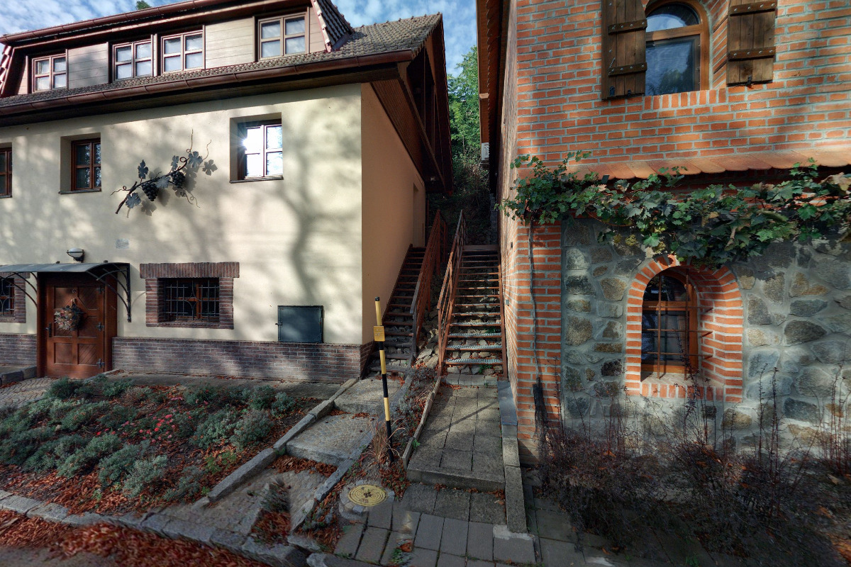 Vinny sklep Strachotín