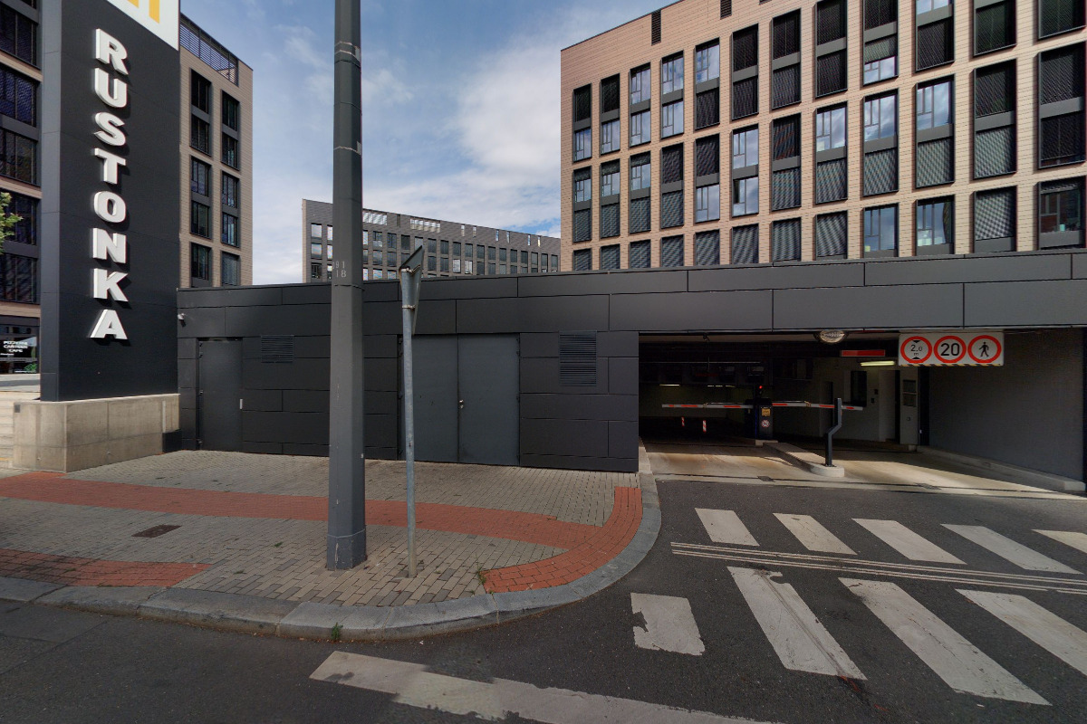 MR.PARKIT - Parking Rustonka Sokolovská 115a foto 5