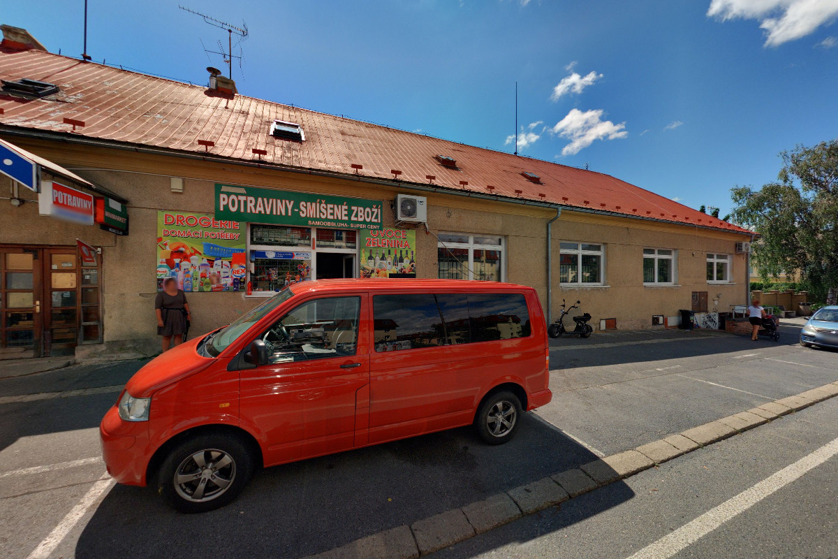 Smíšené zboží Velvarská foto 1