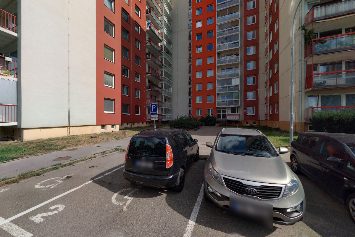 Mgr. Zuzana Vöröšová