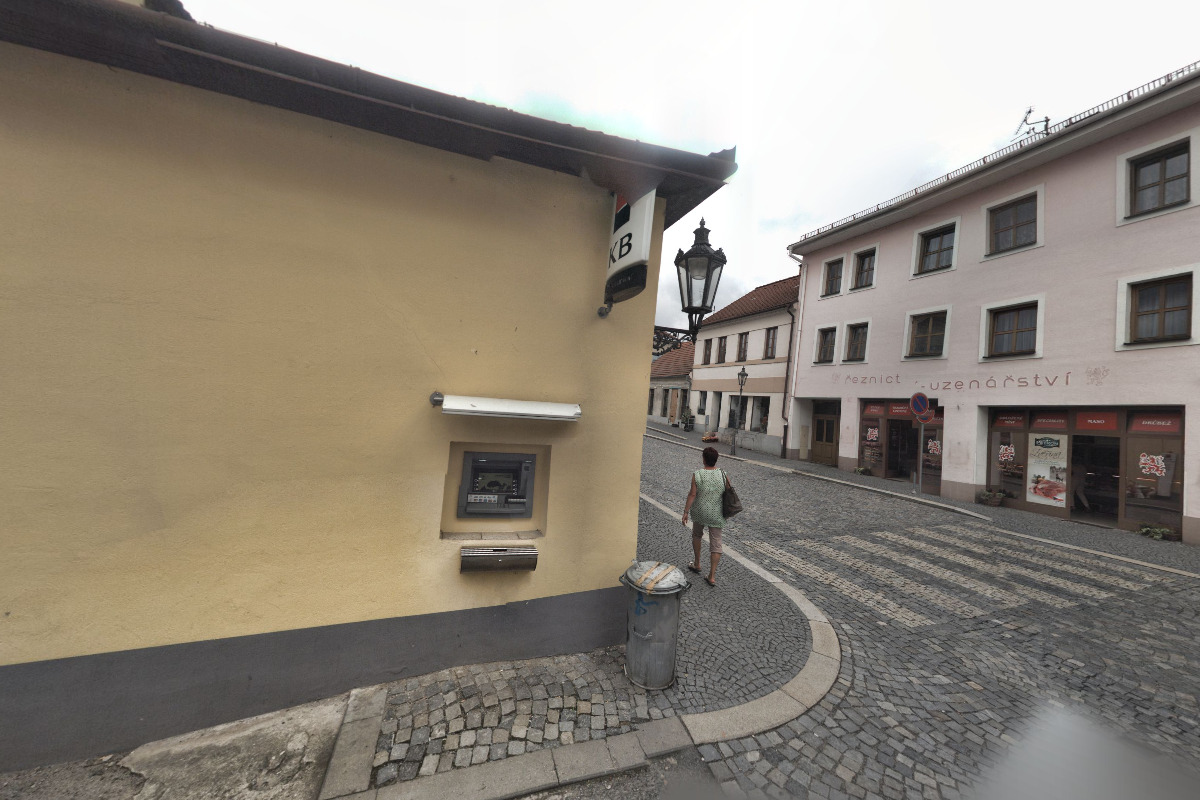 Bankomat Komerční banky foto 2